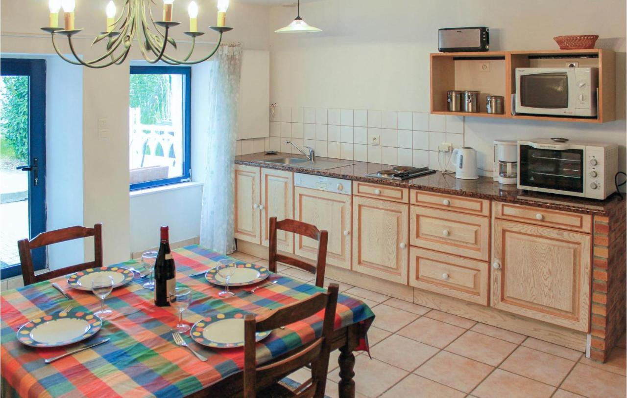 Lovely Home In Cadouarn With Wifi Séné Eksteriør bilde
