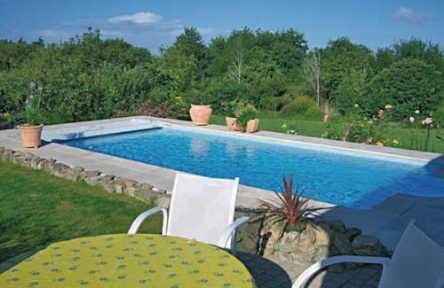 Lovely Home In Cadouarn With Wifi Séné Rom bilde